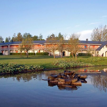 Ytterjaerna Hotell & Konferens ภายนอก รูปภาพ