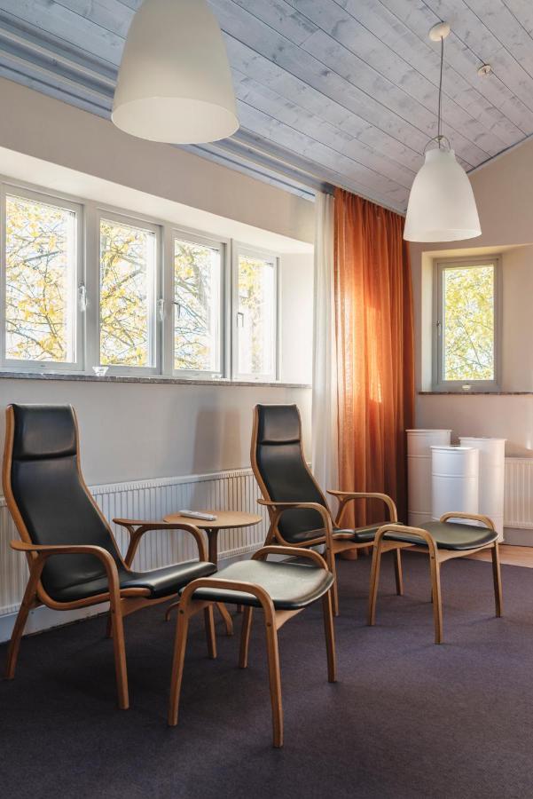 Ytterjaerna Hotell & Konferens ภายนอก รูปภาพ